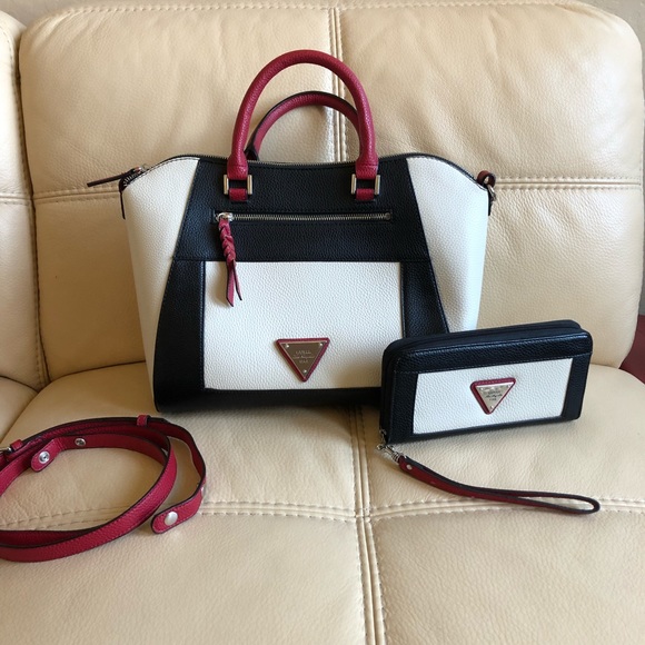 Guess Handbag & Wallet NWOT SOLD - Picture 6 of 6